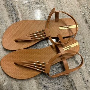 Ipanema sandals